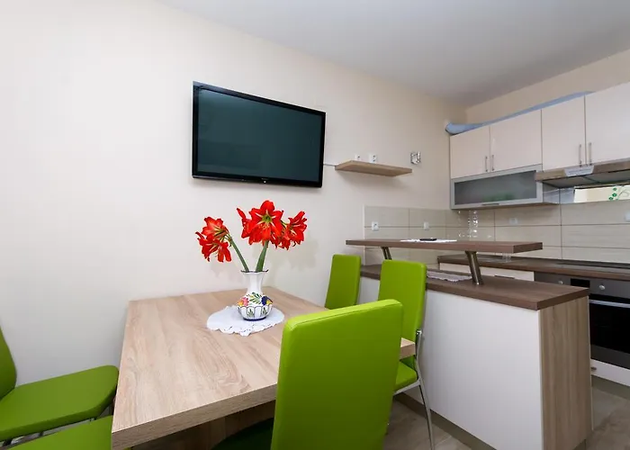 Tatinja * Τρογκίρ