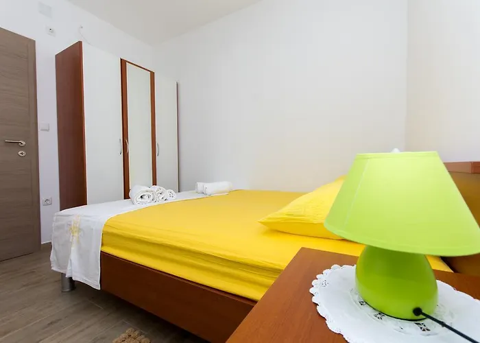 Tatinja * Τρογκίρ