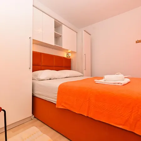 Apartament Tatinja *