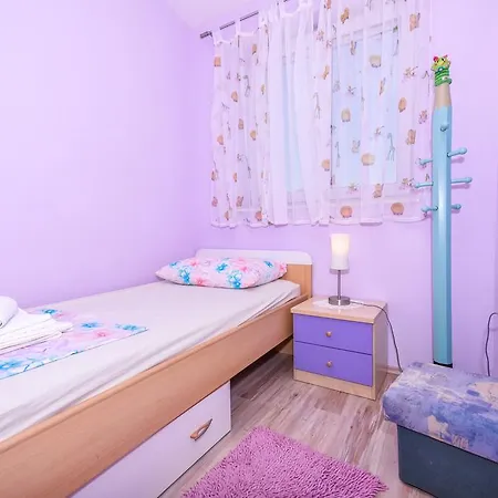 Tatinja דירה *