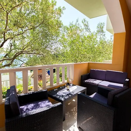 Apartament Tatinja *