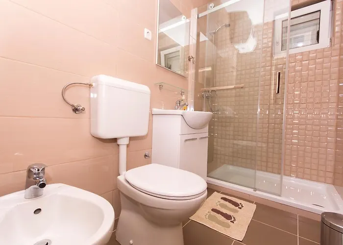 Appartement Tatinja *