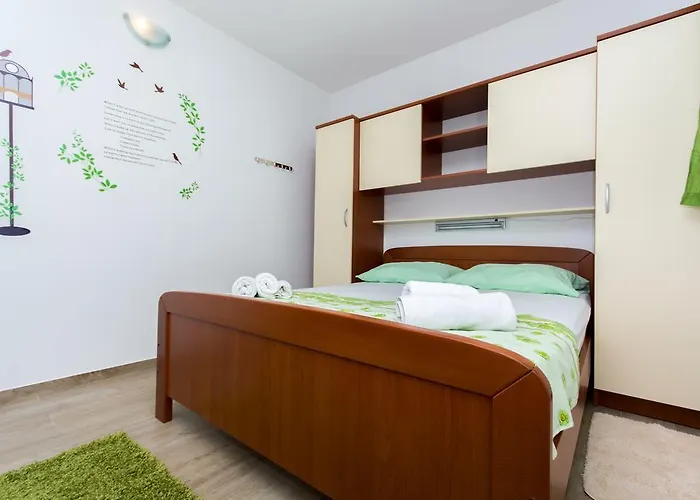 Appartement Tatinja *